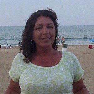 Meet your Posher, Lorie